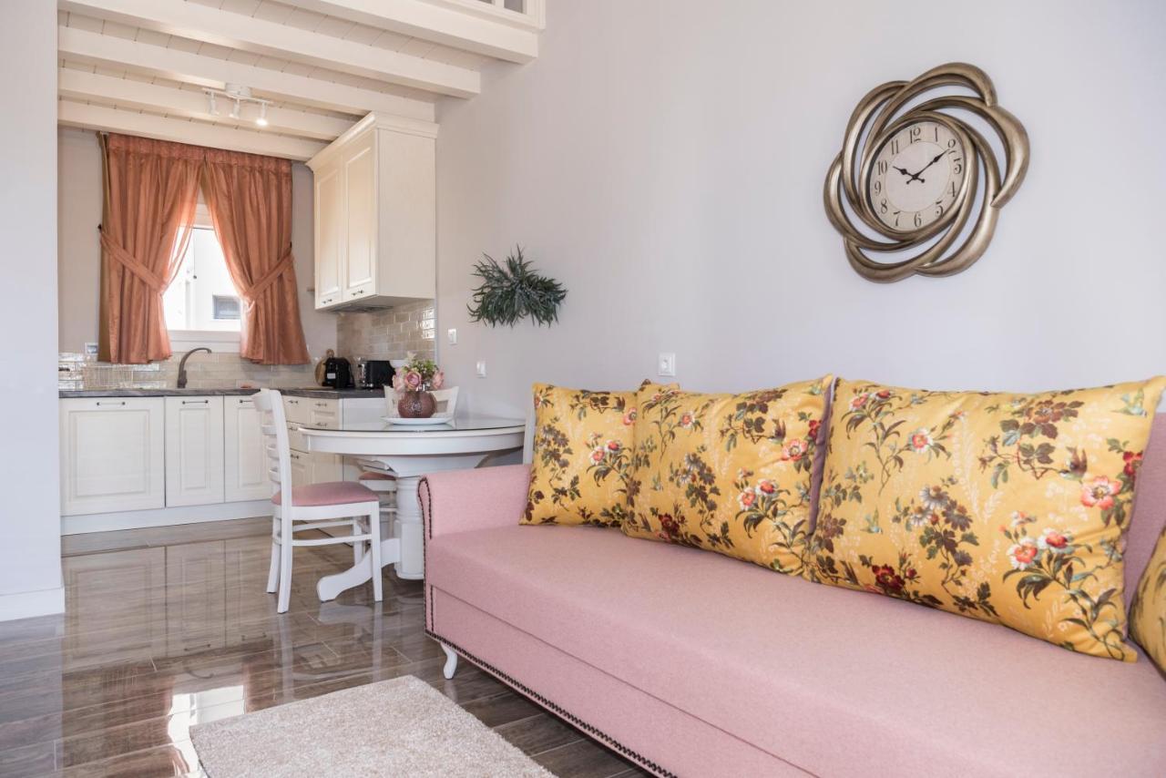 Nafsika Suites (Adults Only) Nea Moudania Dış mekan fotoğraf