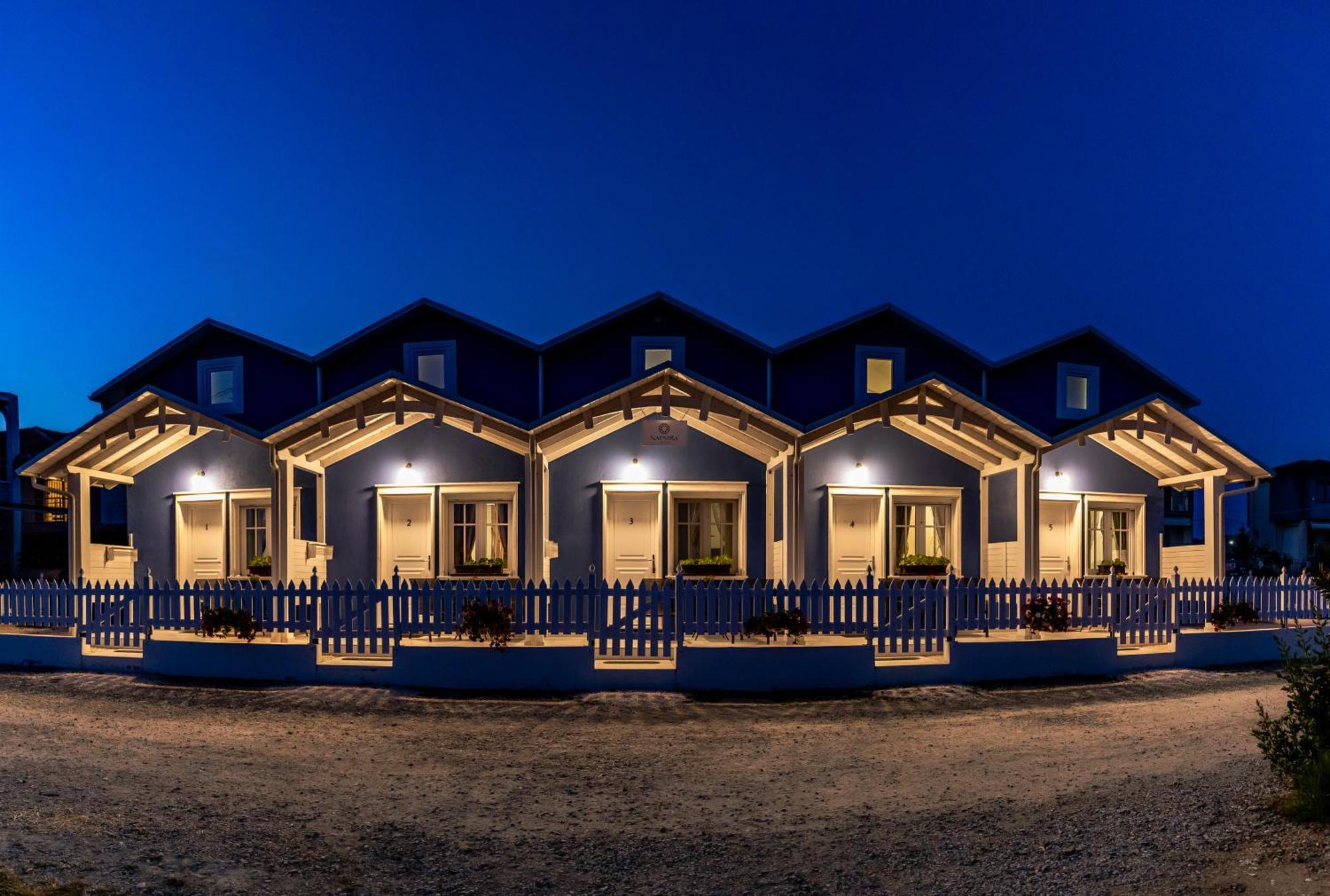 Nafsika Suites (Adults Only) Nea Moudania Dış mekan fotoğraf